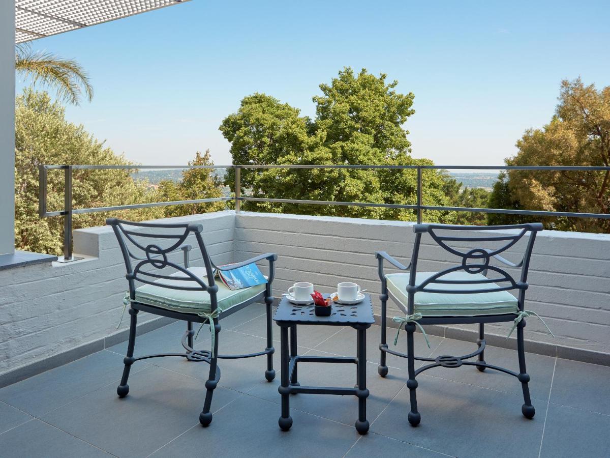 Gasthaus The Cliffside Boutique Getaway Johannesburg Exterior foto